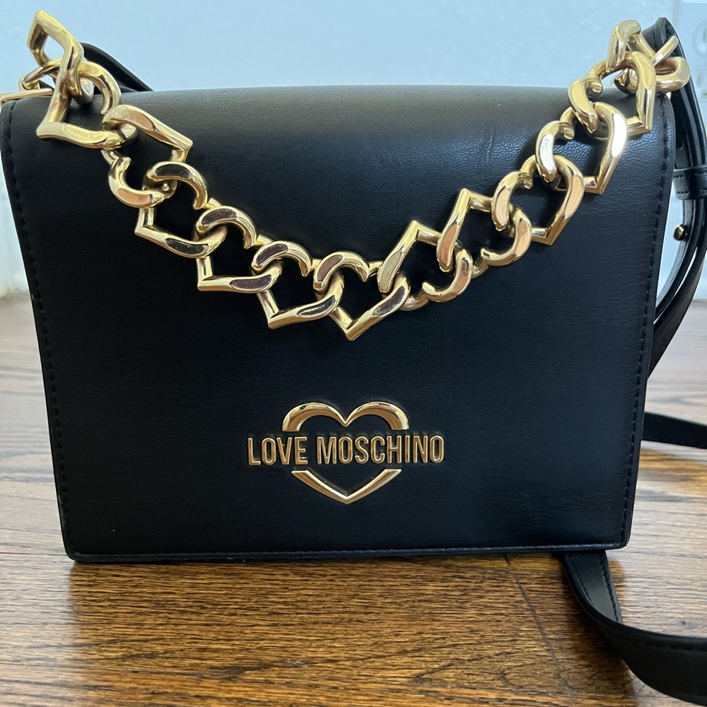Love moschino bag